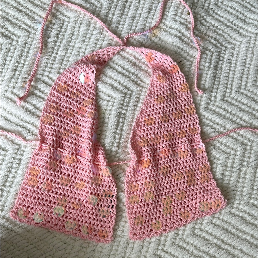 Edikted Pink Crotchet Top